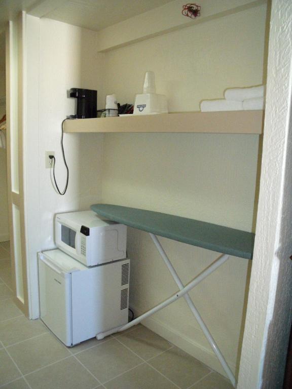 Days Inn By Wyndham St. Louis Lindbergh Boulevard Huntleigh Room photo